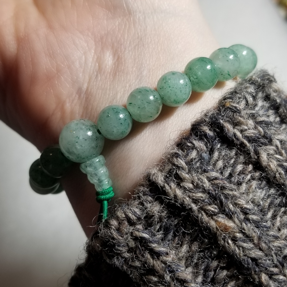 relisted -Aventurine stone bead bracelet green gemstone power beads stretchy - Picture 4 of 11